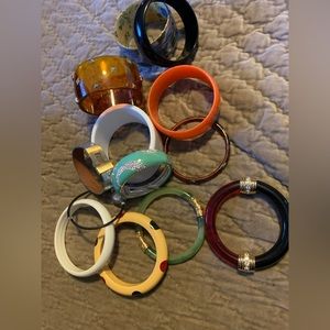Bakelite bracelets , Bangles and also other types of bracelets, 13 piece lot